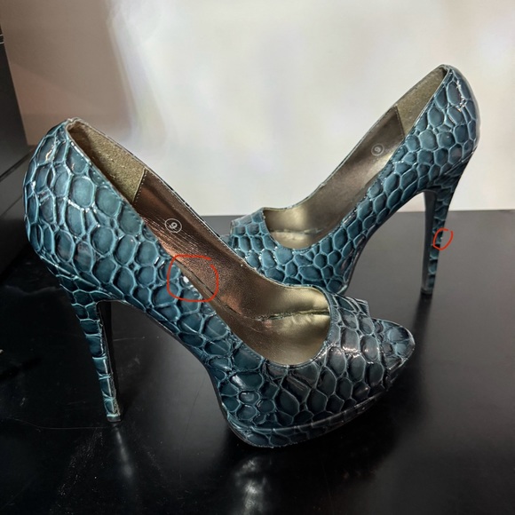 Teal Crocodile Pattern Platform Open Toe Heels - Picture 3 of 5